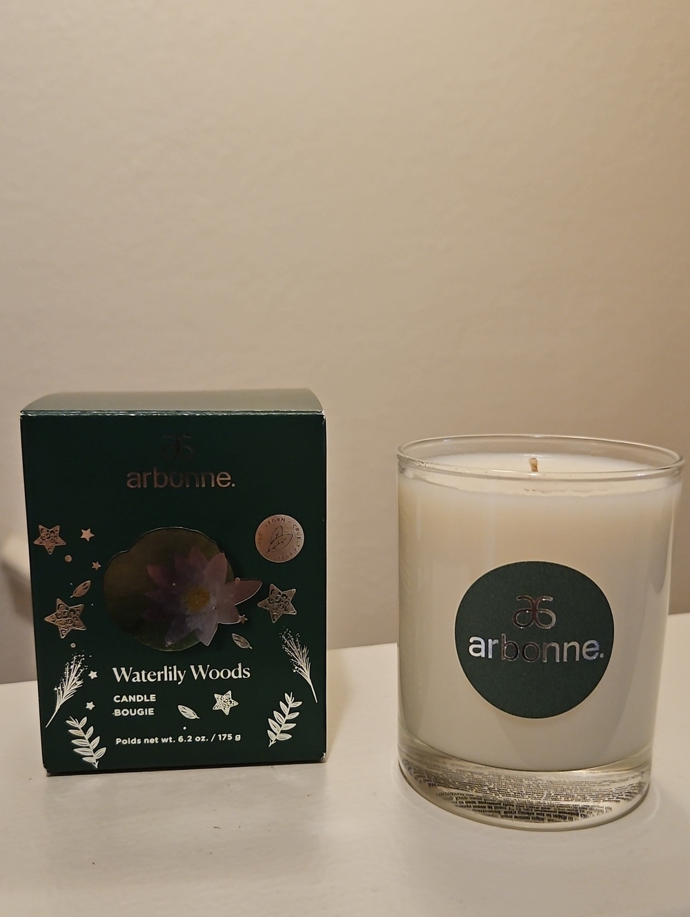 Arbonne Waterlily Woods Candle - Cream & Forest Green - Picture 2 of 7
